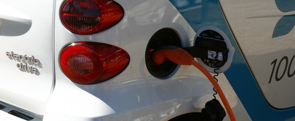 electric-car-558344_1280