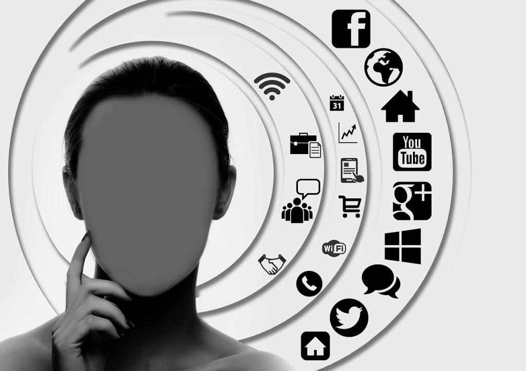 E-Sourcing y E-tendering dos ejemplos de E-Procurement . Logística online.