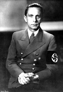 Bundesarchiv_Bild_183-1989-0821-502,_Joseph_Goebbels